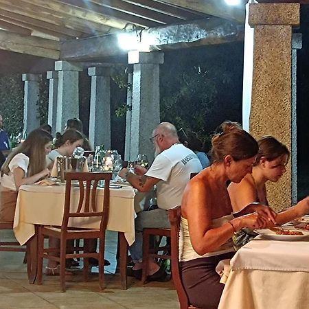 Hotel Lu Baroni Budoni Exteriér fotografie